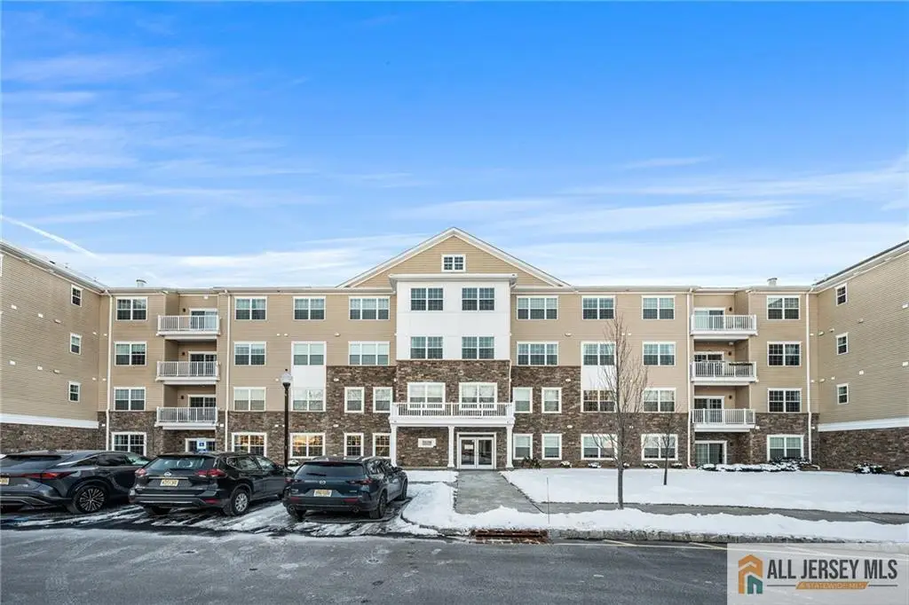 -712 Lorhan Drive #7712, Piscataway, NJ 08854 - Image #1