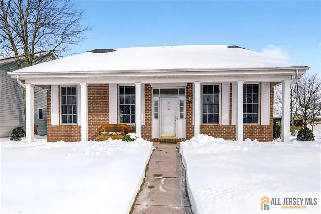 -9 Liedtke Drive, Cranbury, NJ 08512 - Image #1