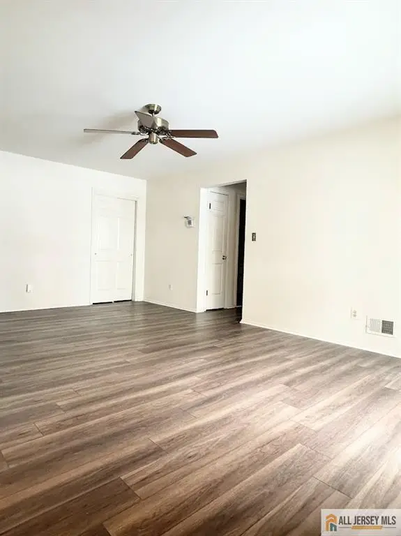 -102 Keystone Court, Edison, NJ 08817 - #2