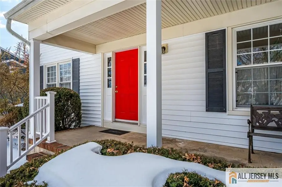 -17 Eastern Drive, Kendall Park, NJ 08824 - #2