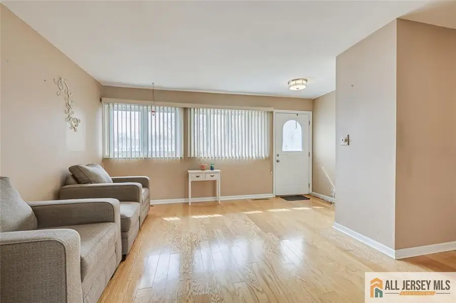 -26 Winant Road, Kendall Park, NJ 08824 - #3