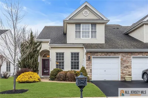 -12 Yates Avenue, Franklin, NJ 08873