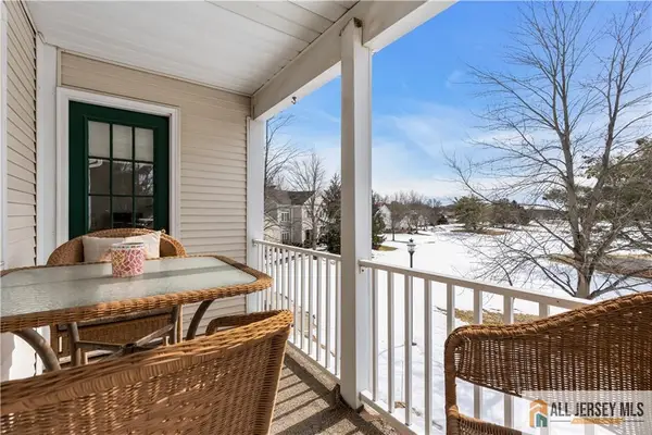 -72 Winthrop Road #72I, Monroe, NJ 08831