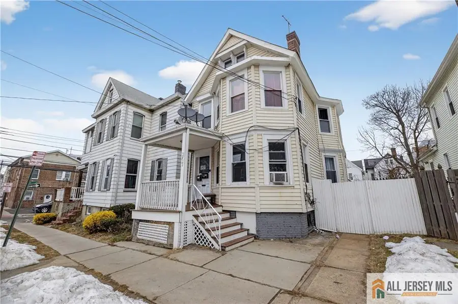 -267 Townsend Street, New Brunswick, NJ 08901 - #3