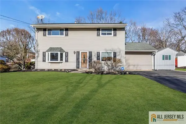 -68 Hastings Road, South Brunswick, NJ 08824