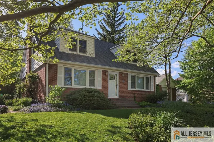 -25 Voorhees Place, Metuchen, NJ 08840 - #2