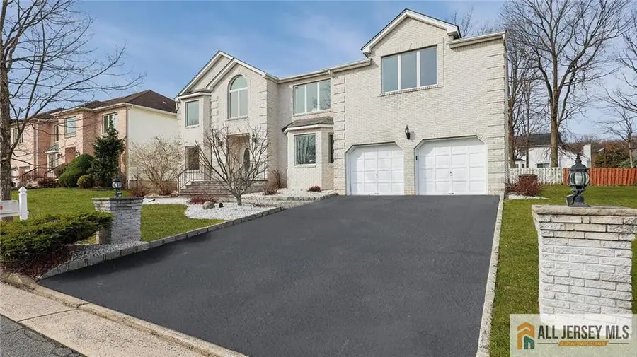 -4 Maureen Court, Edison, NJ 08820 - #2