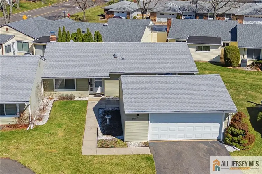 -21 Celtis Plaza #21B, Monroe, NJ 08831 - #2