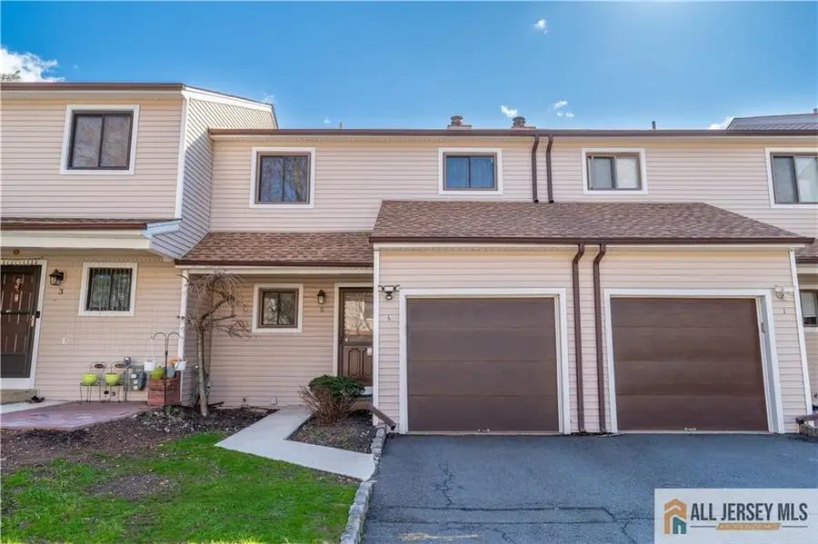 -5 Lily Court, Edison, NJ 08820 - #2