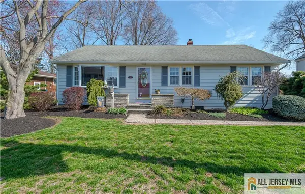 -214 Vesper Avenue, Middlesex, NJ 08846