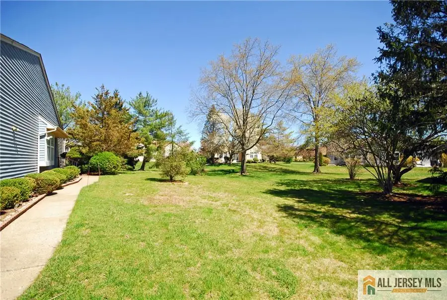 -5 Surrey Court #A, Monroe, NJ 08831 - #3