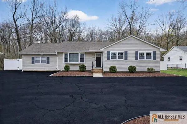 -107 Finnegans Lane, South Brunswick, NJ 08824