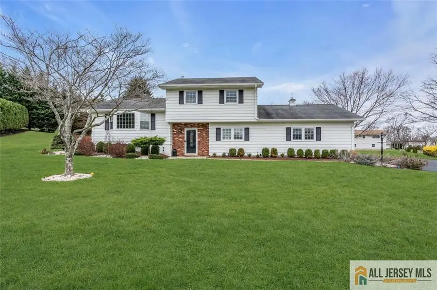 -5 Travis Court, Monroe, NJ 08831 - #2