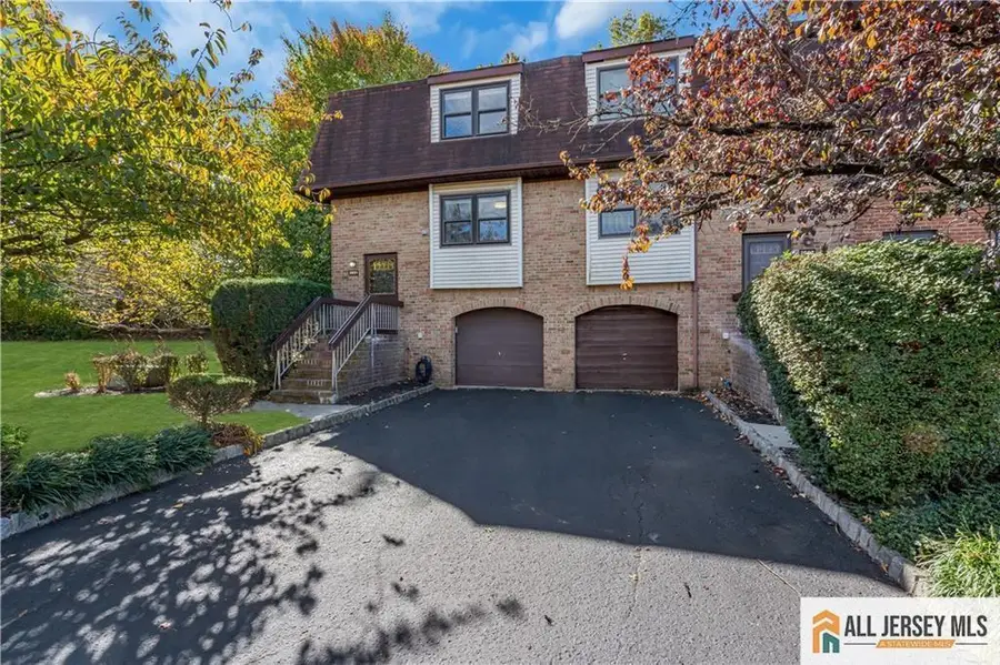 -2601 N Oaks Boulevard, North Brunswick, NJ 08902 - #2