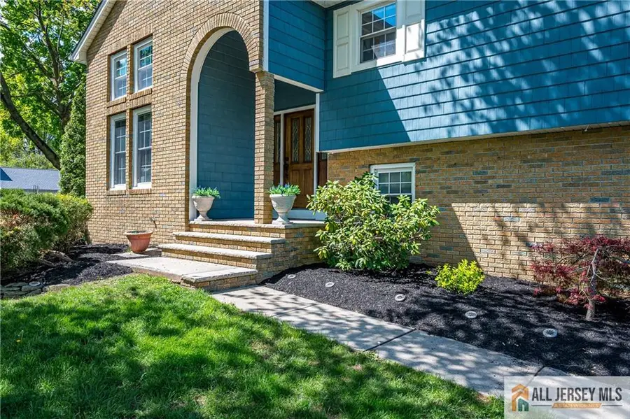 -2 Jay Court, Kendall Park, NJ 08824 - #2