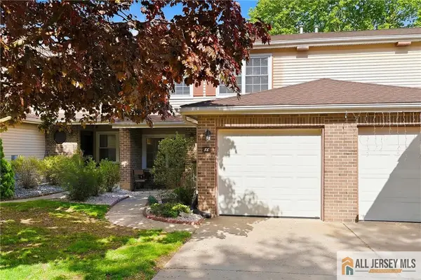 -56 Jefferson Drive, Spotswood, NJ 08884