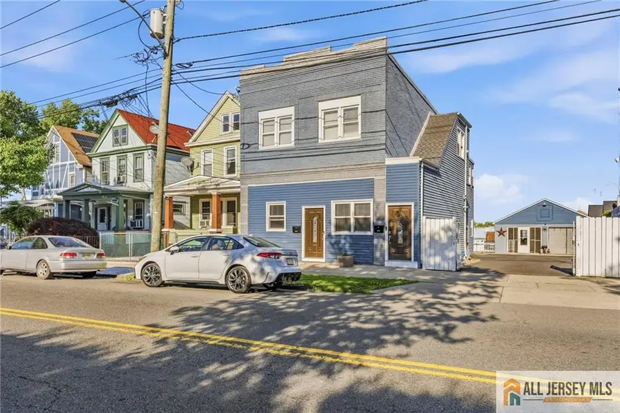 -680 Amboy Avenue, Perth Amboy, NJ 08861 - #2