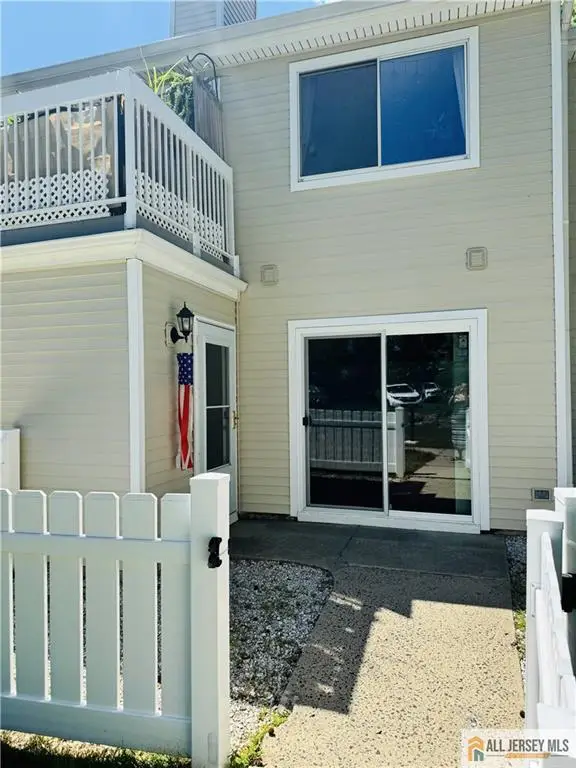 -35 Foxtail Lane, Heathcote, NJ 08852 - #2