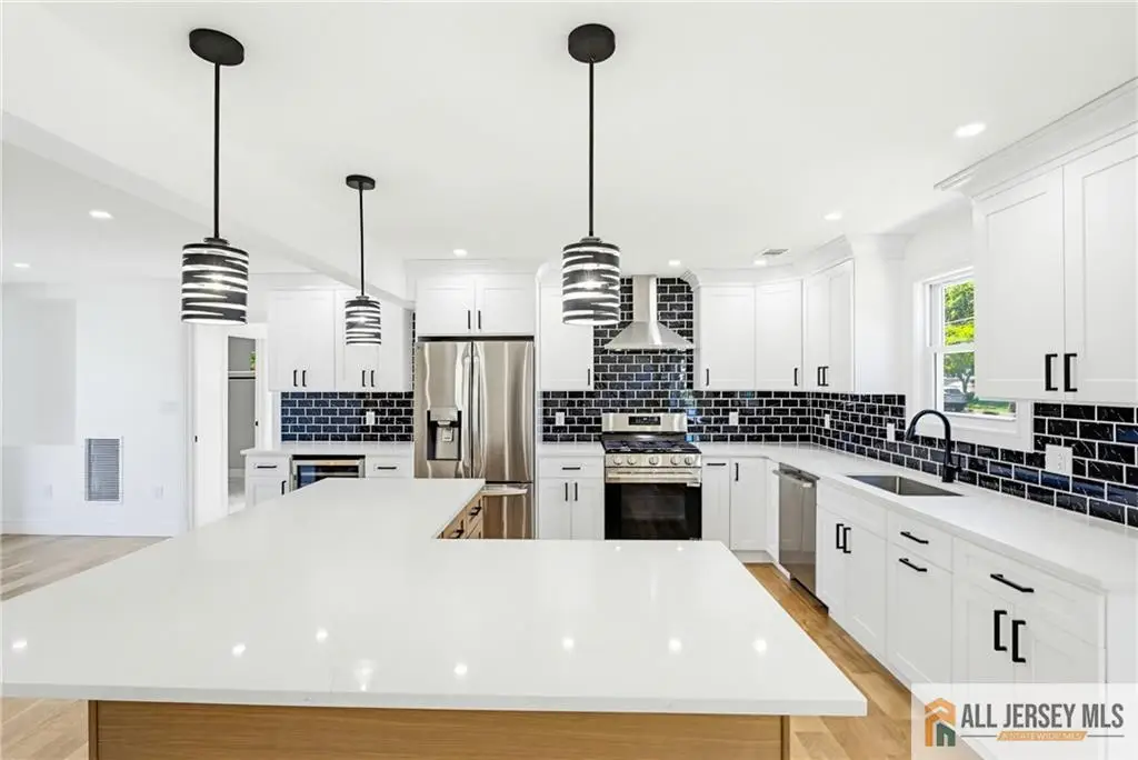 -48 Kendall Drive, Parlin, NJ 08859 - #1