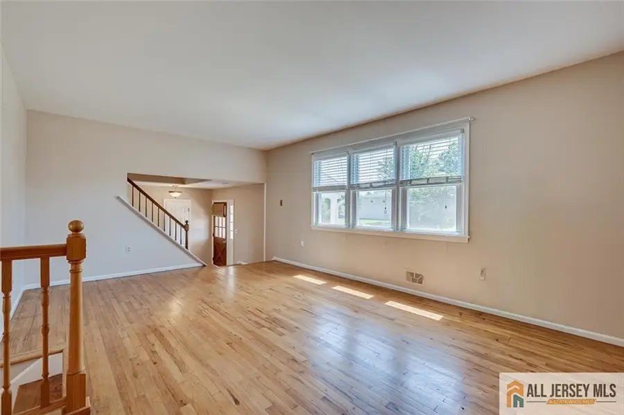 -4 Barbara Street, South Brunswick, NJ 08824 - #3
