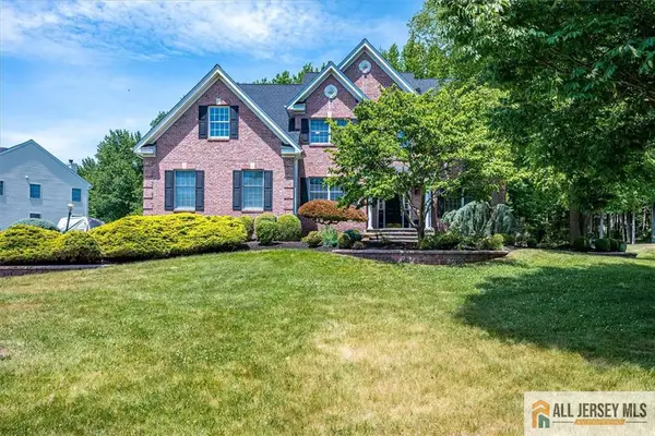 -21 Courtside Lane, South Brunswick, NJ 08540