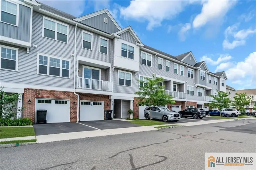 -707 Greenland Square, Highland Park, NJ 08904 - #2