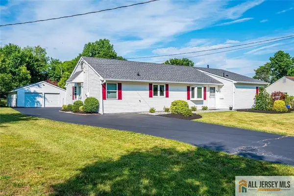 -39 Kendall Road, South Brunswick, NJ 08824