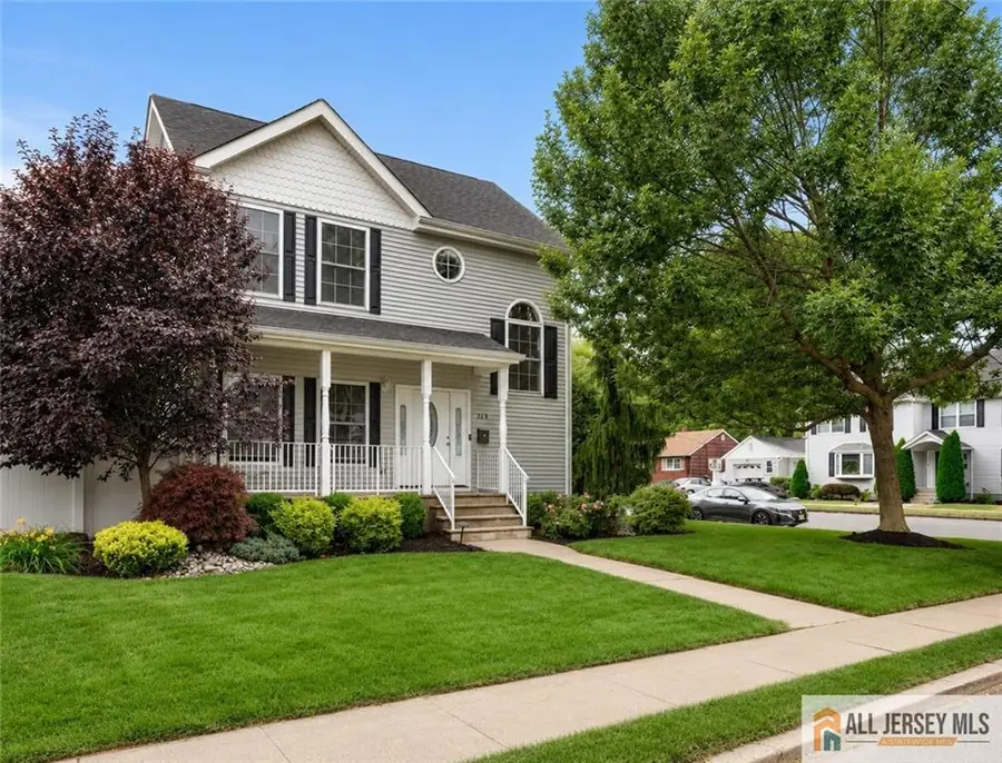 -32 E Summit Avenue, Sewaren, NJ 07077 - #2