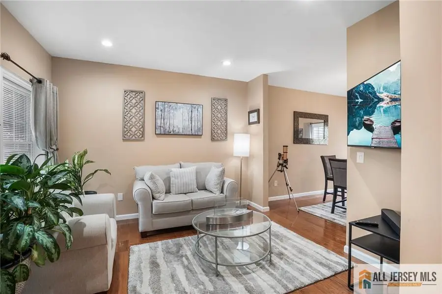 -32 E Summit Avenue, Sewaren, NJ 07077 - #3