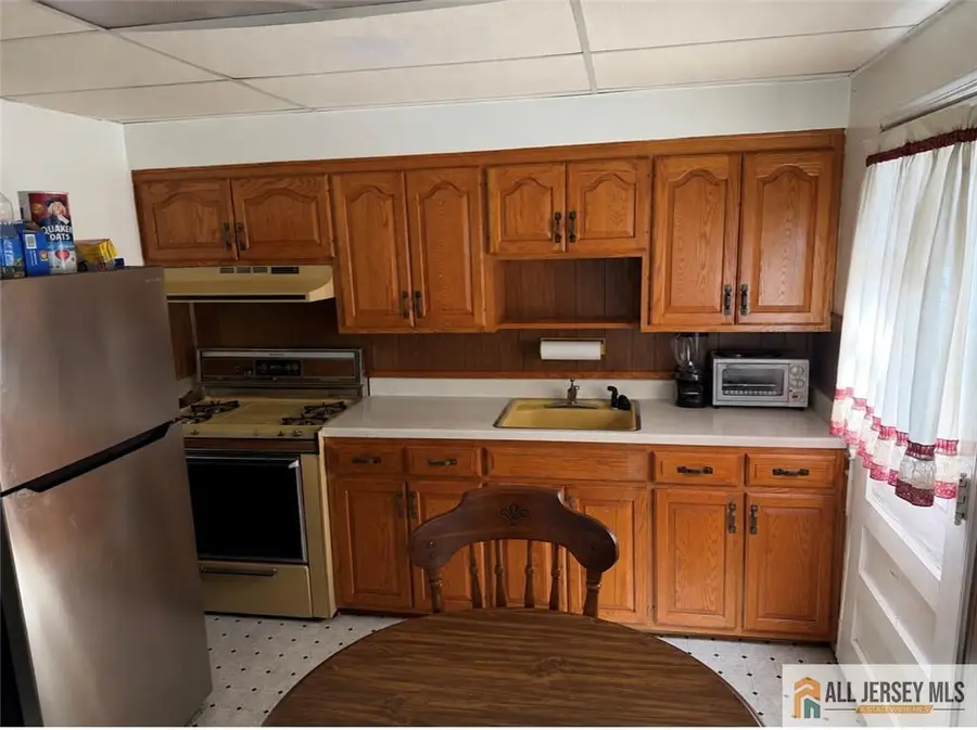 -219 Victory Street, Roselle, NJ 07203 - #2