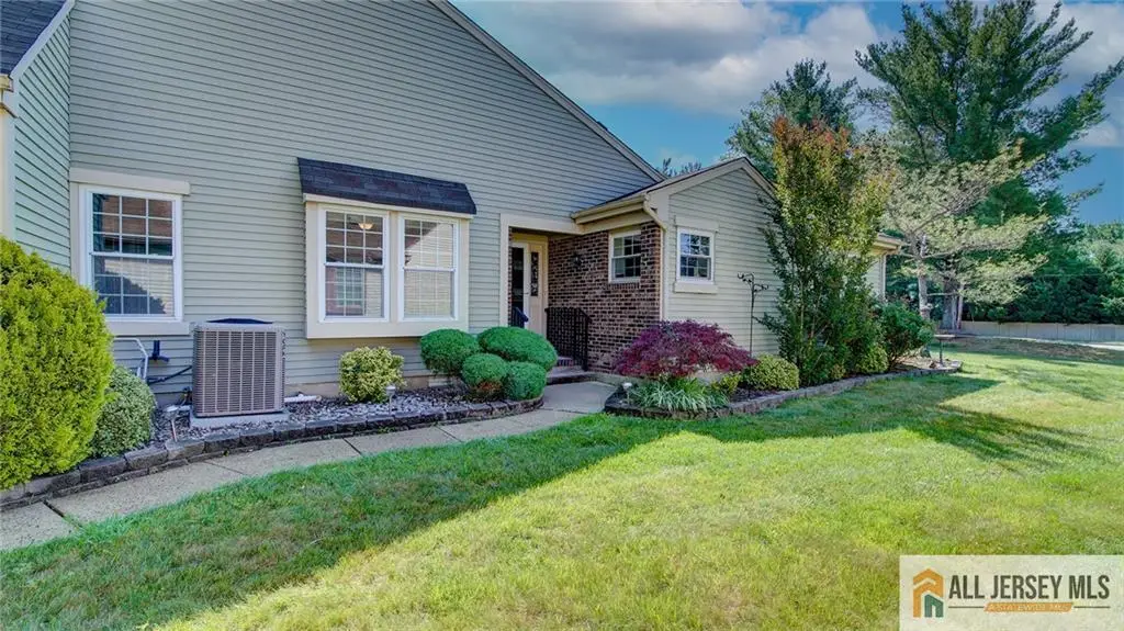 -23 Bedfordshire Drive, Monroe, NJ 08831 - #1