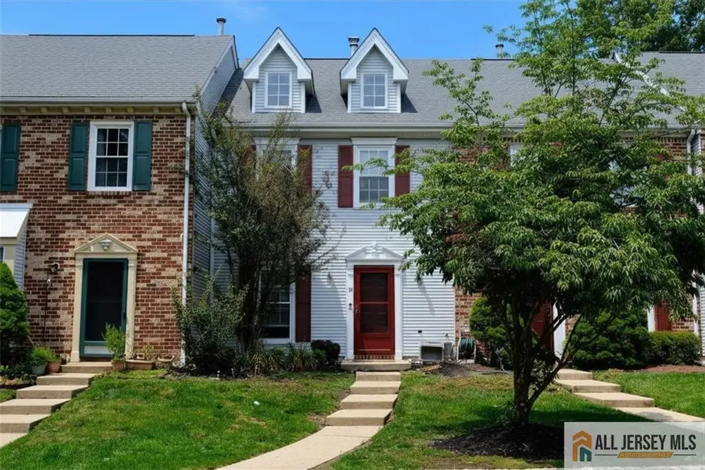 -19 Folkstone Court, North Brunswick, NJ 08902 - #1