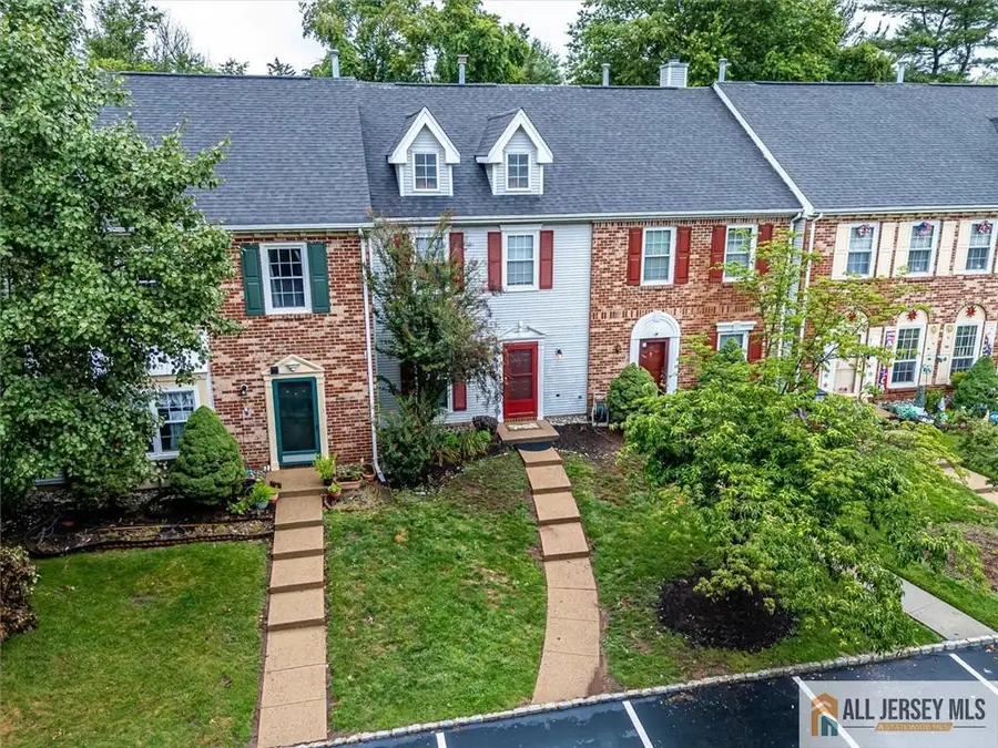-19 Folkstone Court, North Brunswick, NJ 08902 - #2