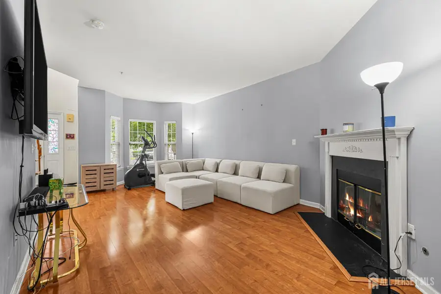 -186 Sunshine Drive, Piscataway, NJ 08854 - #3
