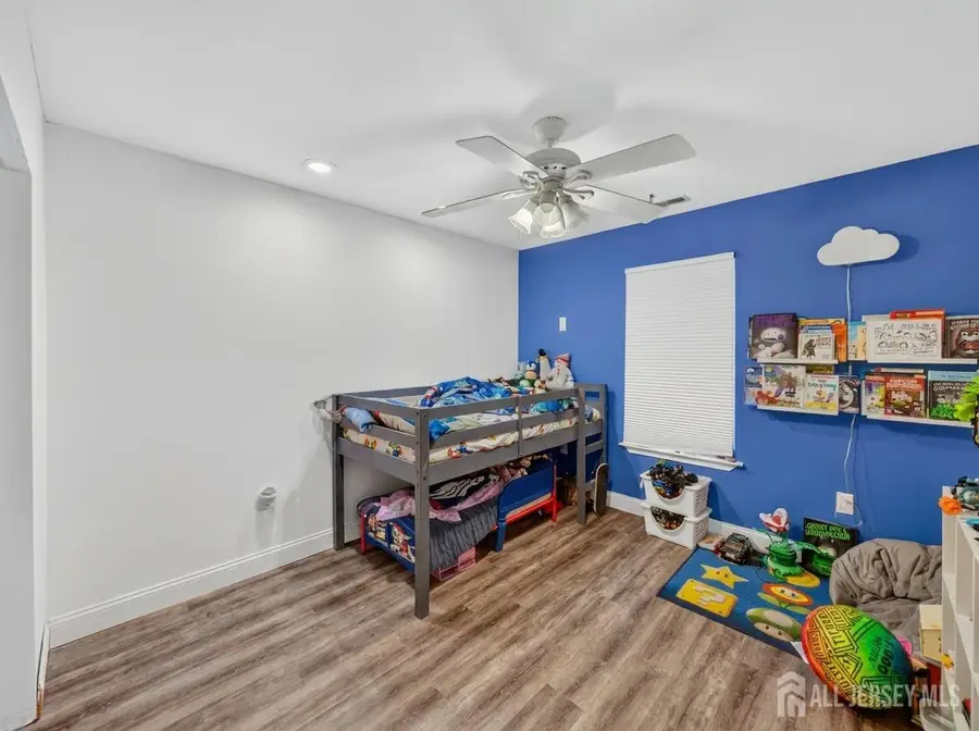 -320 Knight Court, Old Bridge, NJ 08857 - #2