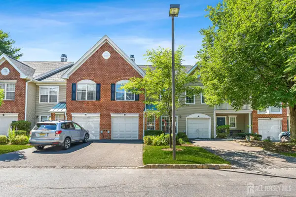 -16 Lee Court #405, Plainsboro, NJ 08536