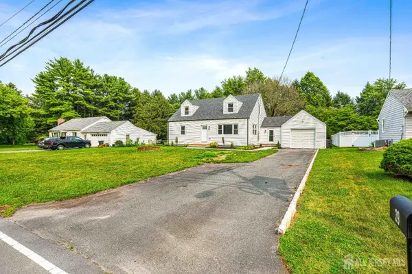 -39 Griggs Drive, South Brunswick, NJ 08810