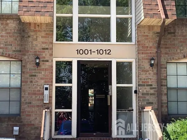 -1005 Hidden Village Drive, Perth Amboy, NJ 08861
