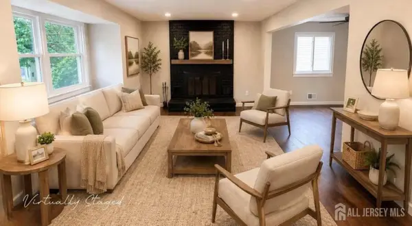 -27 Davids Court, South Brunswick, NJ 08810