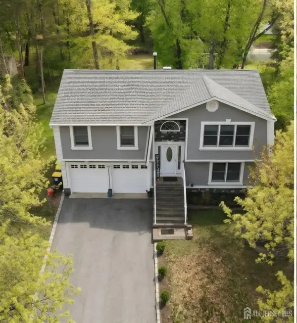 -46 Heather Drive, Franklin Twsp, NJ 08873