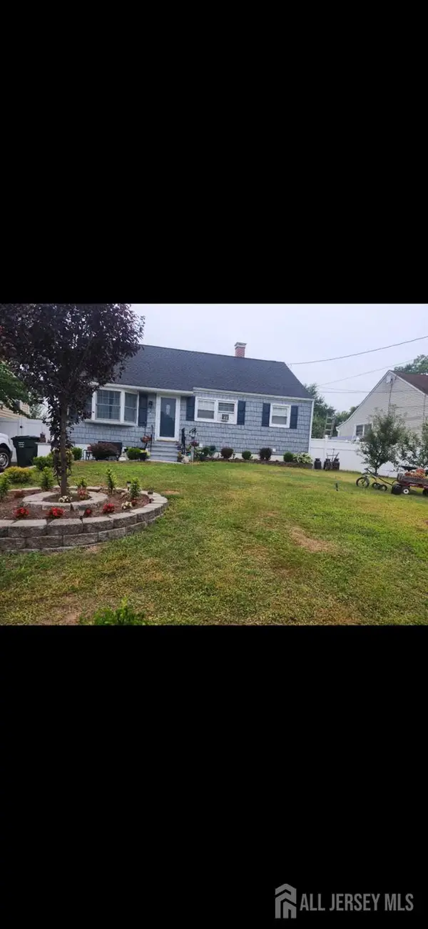 -113 S Mckinley Avenue, Iselin, NJ 08830