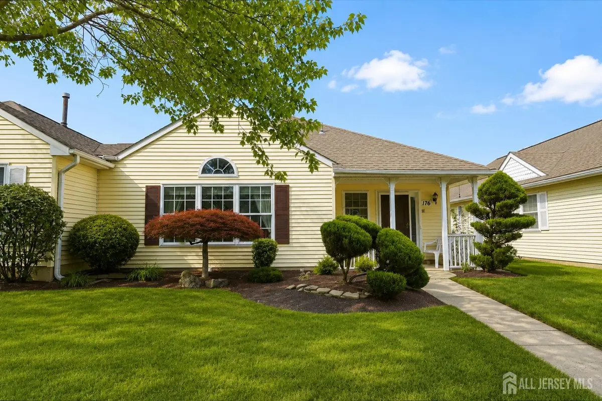 -176 Goldfinch Drive, Monroe, NJ 08831 - #1