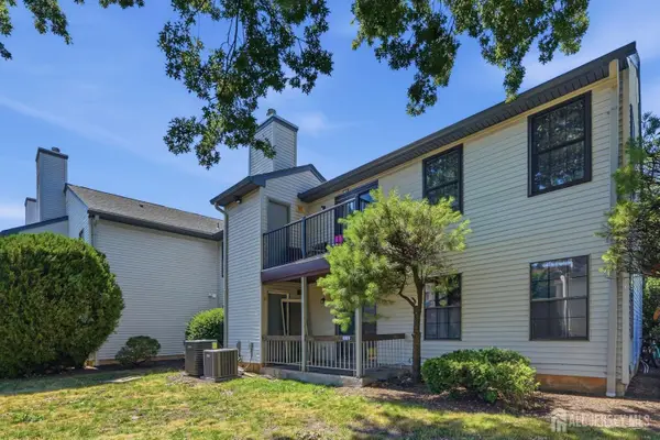 -1901 Woodbridge Commons Way, Woodbridge Proper, NJ 08830