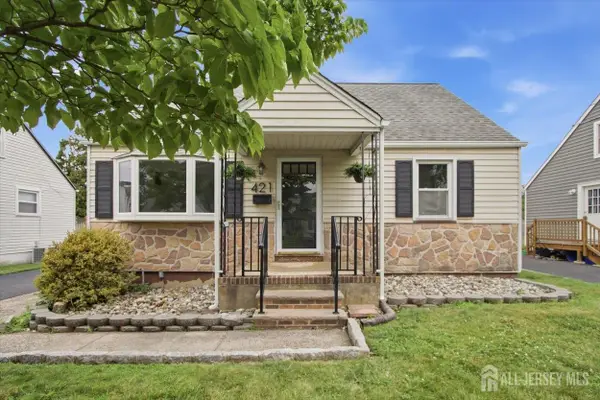 -421 1st Street, Middlesex, NJ 08846