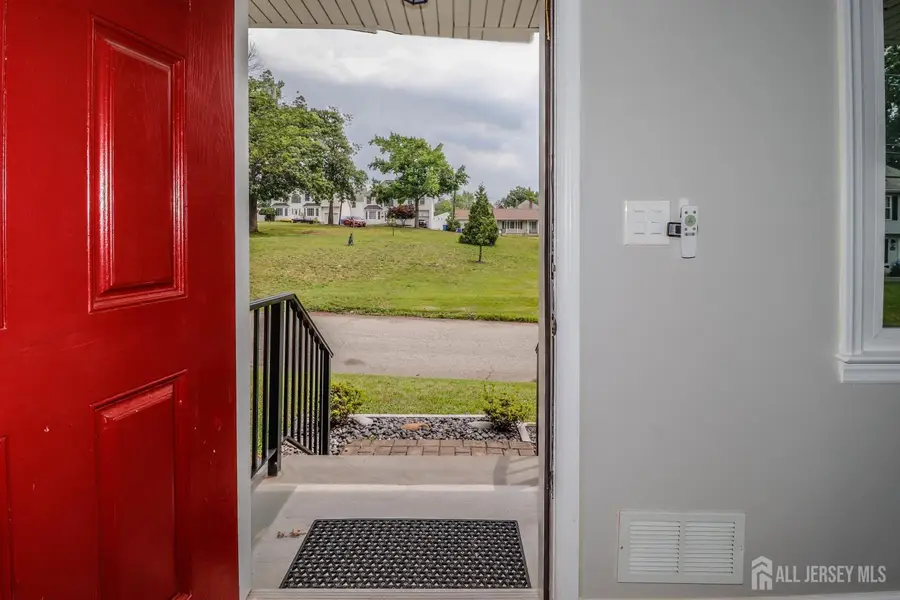 -31 Woodview Avenue, Fords, NJ 08863 - #3