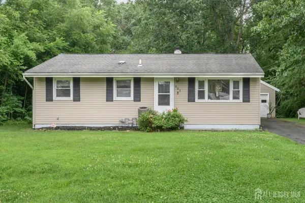 -405 Magnolia Road, Mount Laurel, NJ 08054