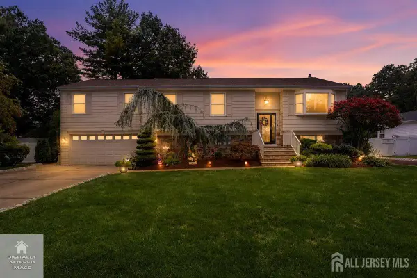 -17 West Avenue, Old Bridge, NJ 08857