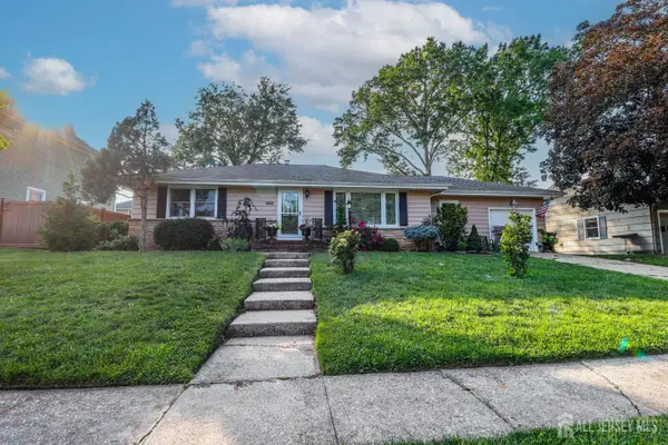 -496 Outlook Avenue, Colonia, NJ 07067