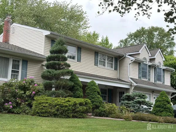 -19 Annette Drive, Edison, NJ 08820