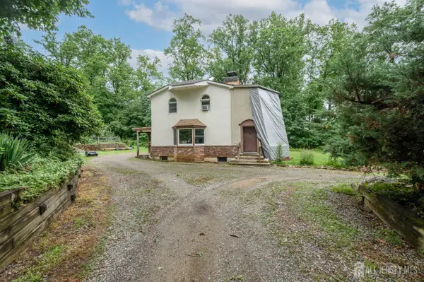-1097 State Route 173, Bethlehem, NJ 08802
